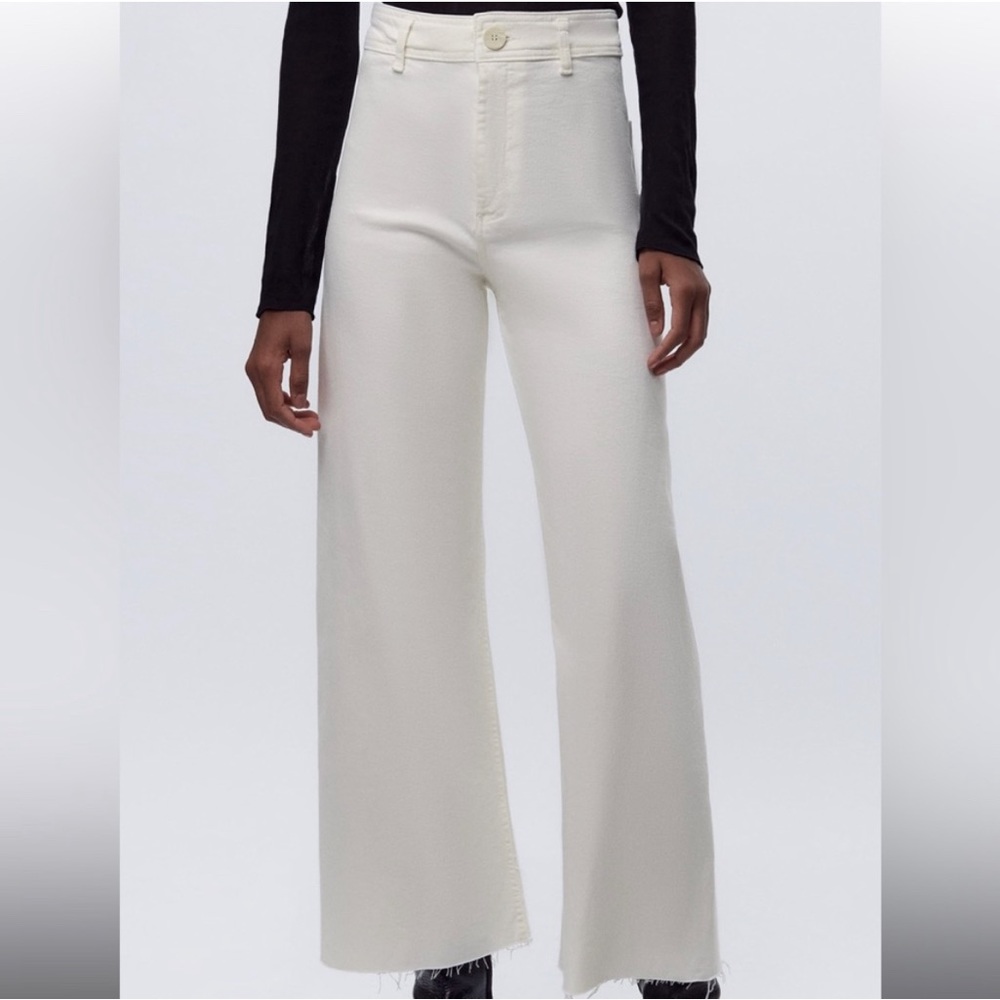 Zara Size 4 Marine Straight Leg White Jeans
